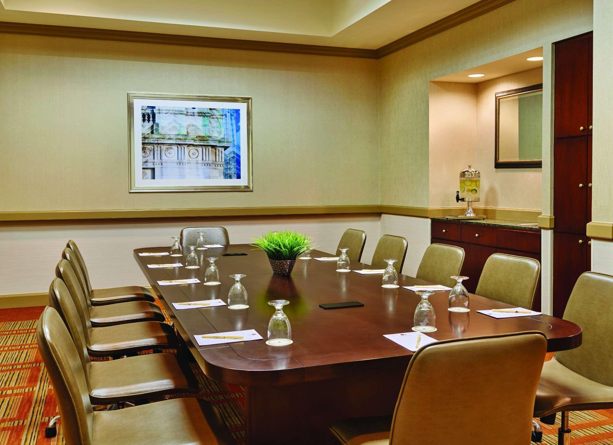 Doubletree Suites By Hilton Hotel Philadelphia West Plymouth Meeting Extérieur photo