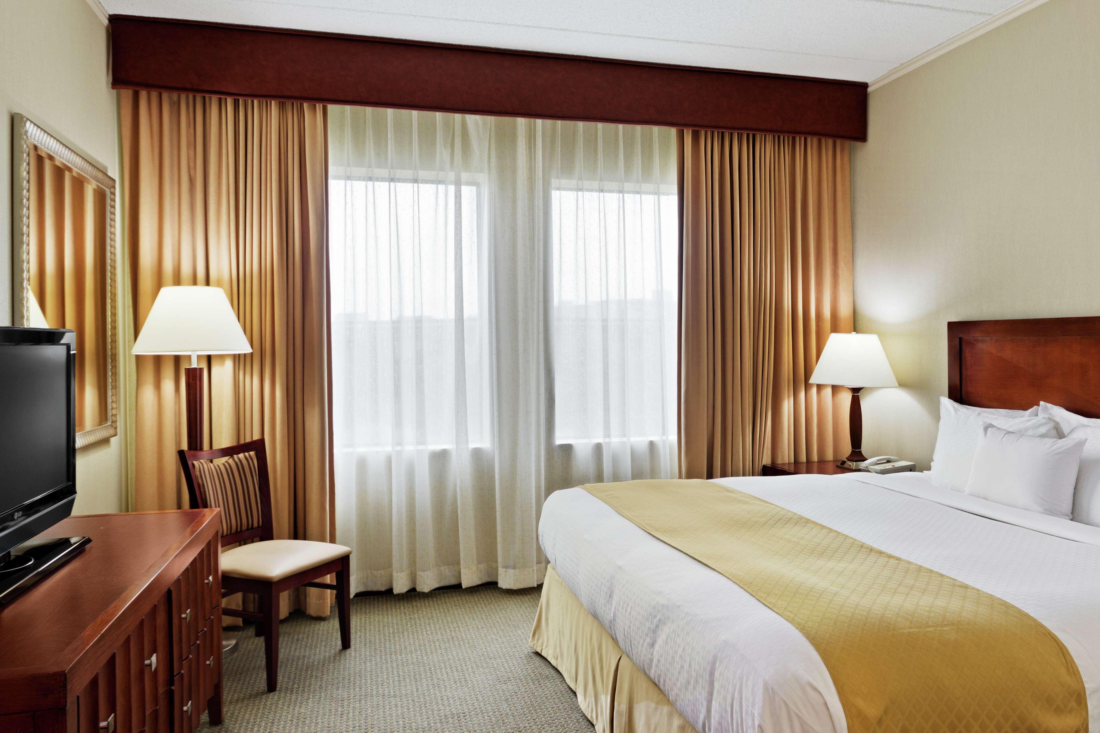 Doubletree Suites By Hilton Hotel Philadelphia West Plymouth Meeting Chambre photo