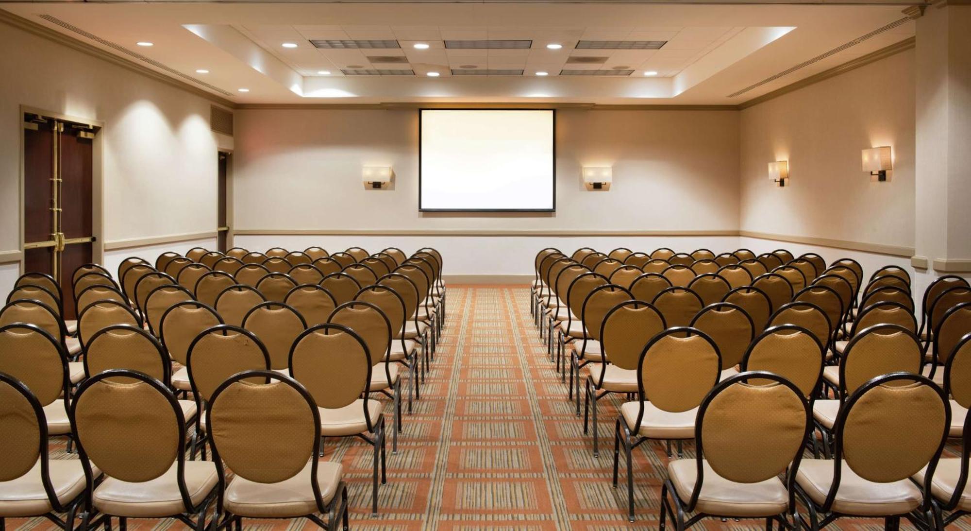 Doubletree Suites By Hilton Hotel Philadelphia West Plymouth Meeting Extérieur photo