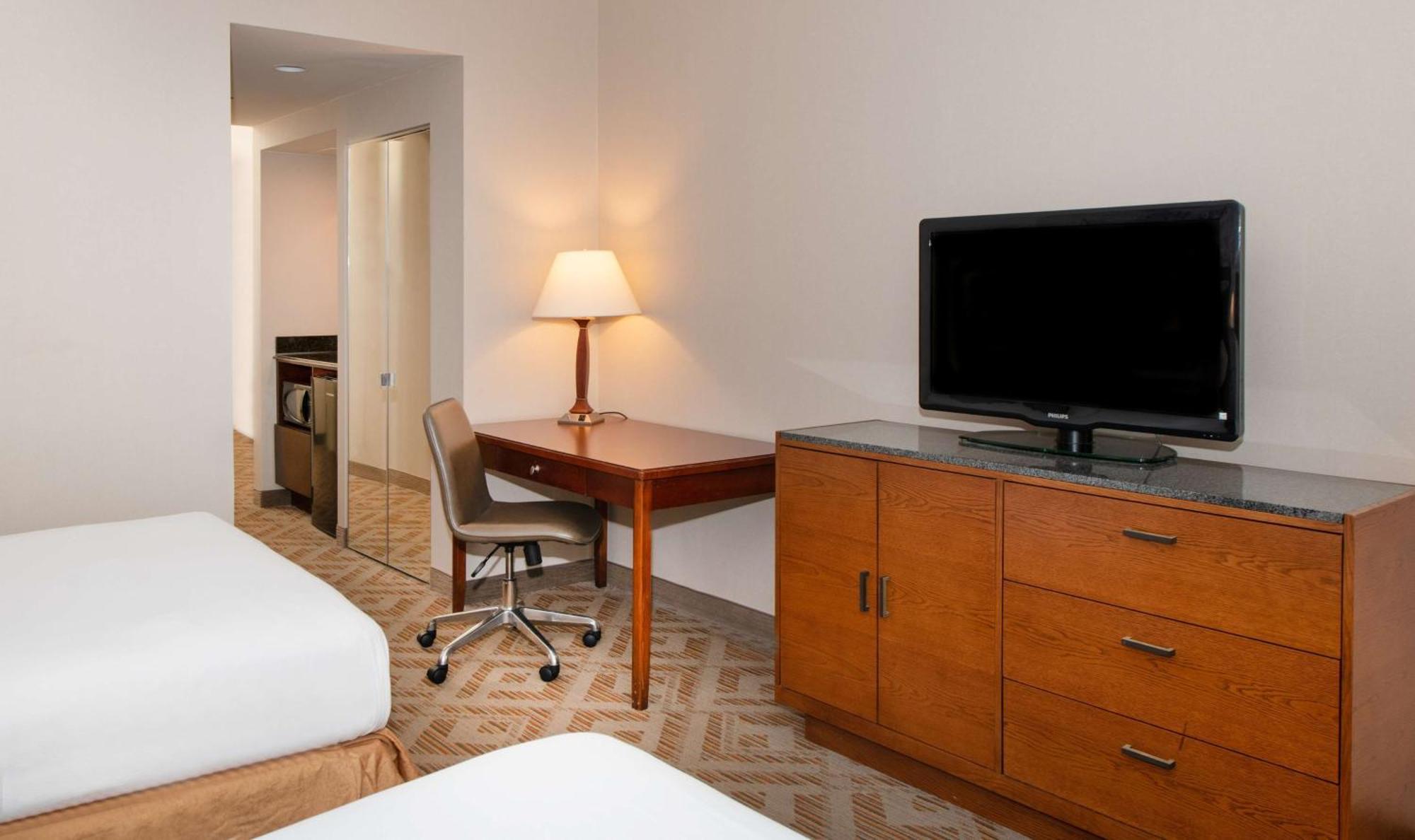 Doubletree Suites By Hilton Hotel Philadelphia West Plymouth Meeting Extérieur photo